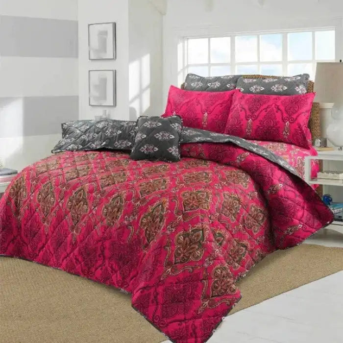 7 Pcs Quilted Comforter Set - Pendant